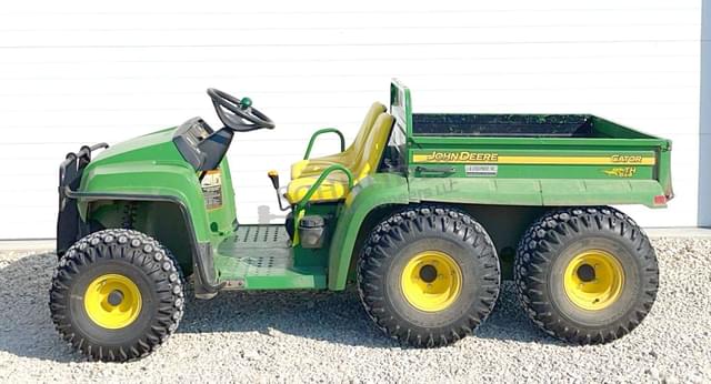 Image of John Deere Gator TH equipment image 4