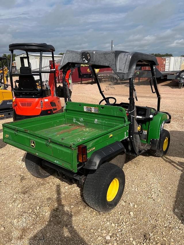 Image of John Deere Gator HPX equipment image 2