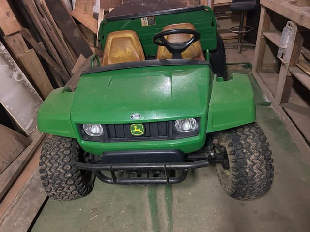 Image of John Deere Gator TS equipment image 1