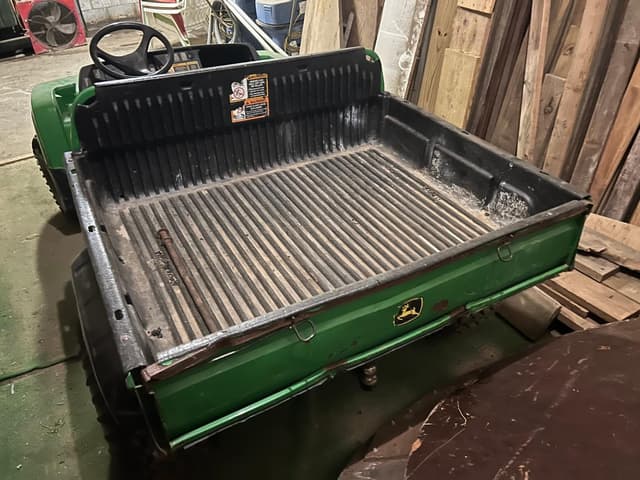 Image of John Deere Gator TS equipment image 3