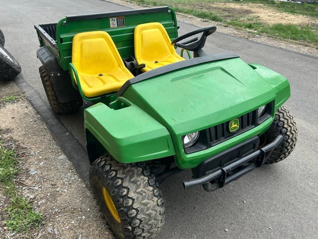 Image of John Deere Gator TS equipment image 4
