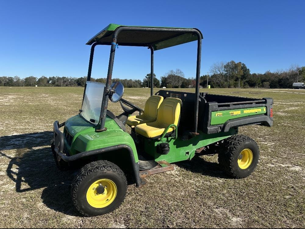 John Deere Gator TX 4x2 Equipment Image0