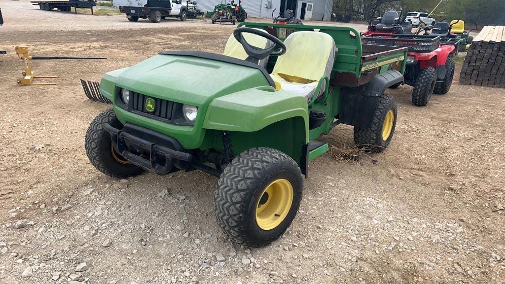 Main image John Deere Gator TX 4x2