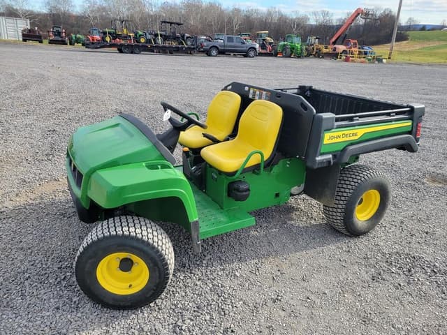 Image of John Deere Turf TX equipment image 4