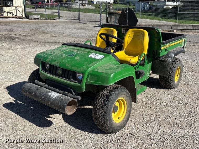 John Deere Gator Equipment Image0