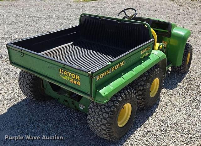 Image of John Deere Gator equipment image 4