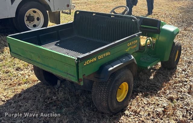 Image of John Deere Gator equipment image 4