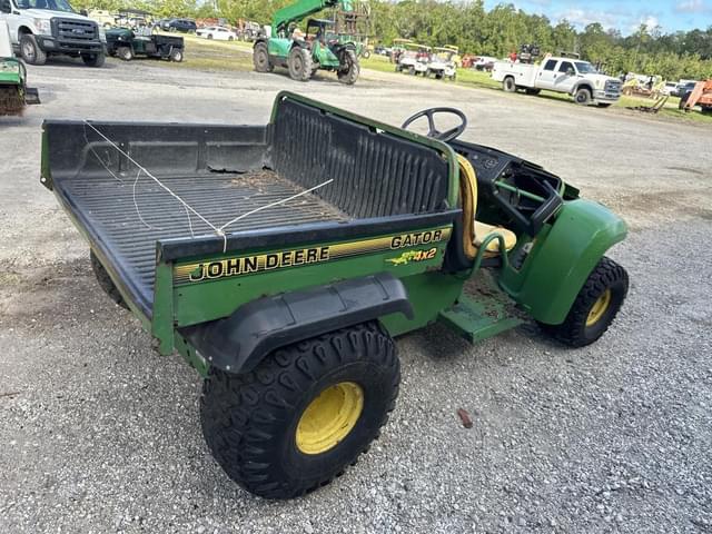 Image of John Deere Gator UTV equipment image 2