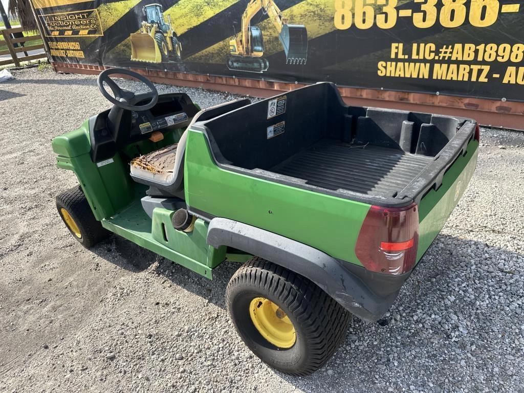 Image of John Deere Gator UTV Image 1