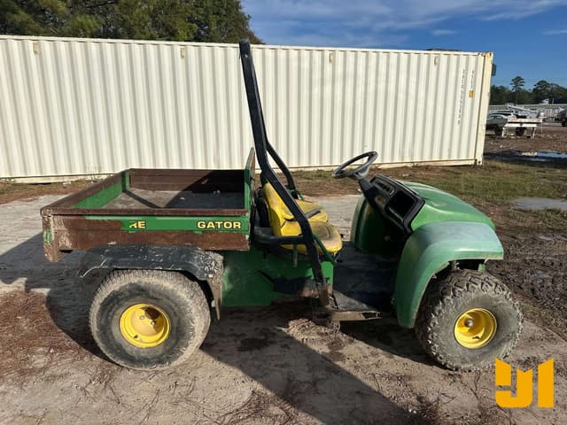 Image of John Deere Gator UTV equipment image 3
