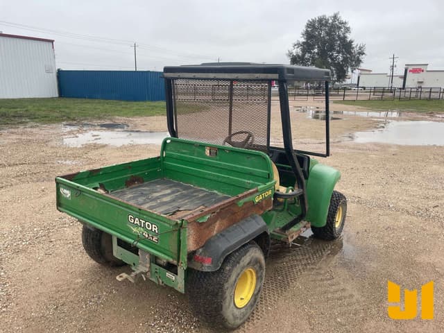 Image of John Deere Gator UTV equipment image 4