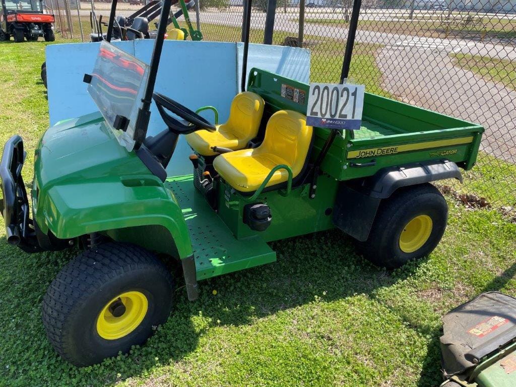 Main image John Deere Gator UTV