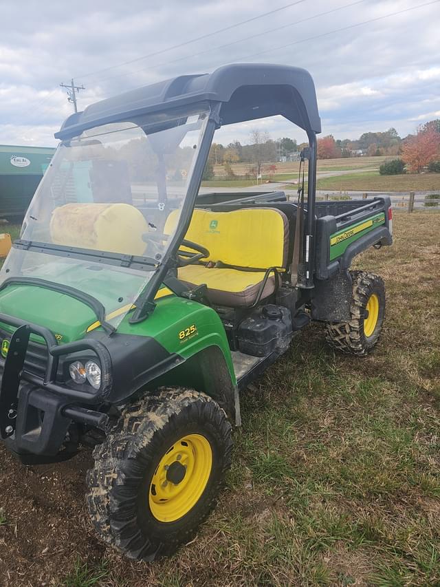 Image of John Deere Gator XUV 825i equipment image 2
