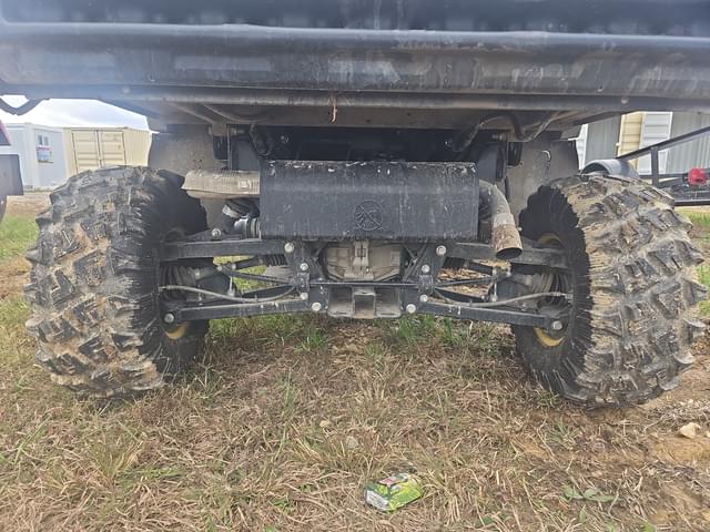 Image of John Deere Gator XUV 825i equipment image 4