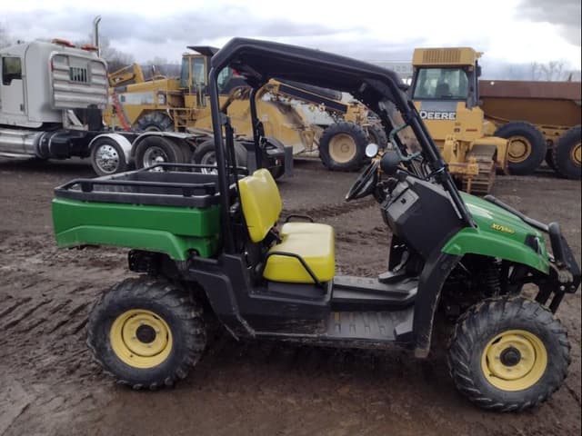 Image of John Deere Gator XUV 550 equipment image 2