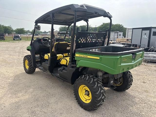 Image of John Deere XUV 560E S4 equipment image 2