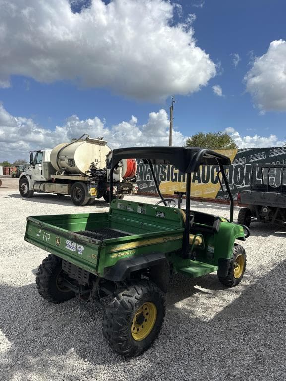 Image of John Deere Gator XUV 620i equipment image 2