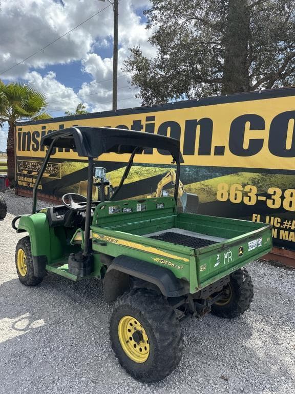 Image of John Deere Gator XUV 620i equipment image 1