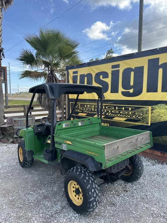 Image of John Deere Gator XUV 620i equipment image 1