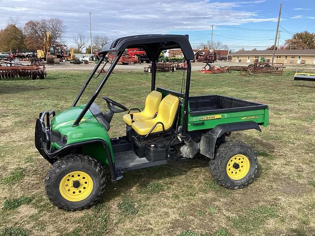 Image of John Deere Gator XUV 620i equipment image 2