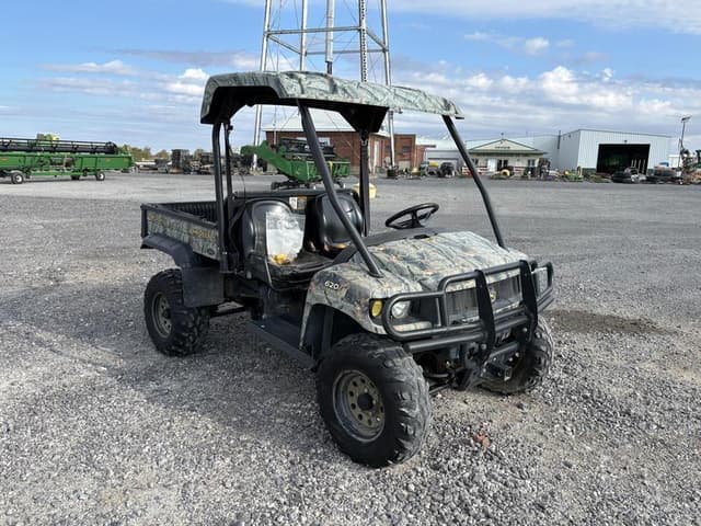 Image of John Deere Gator XUV 620i equipment image 4