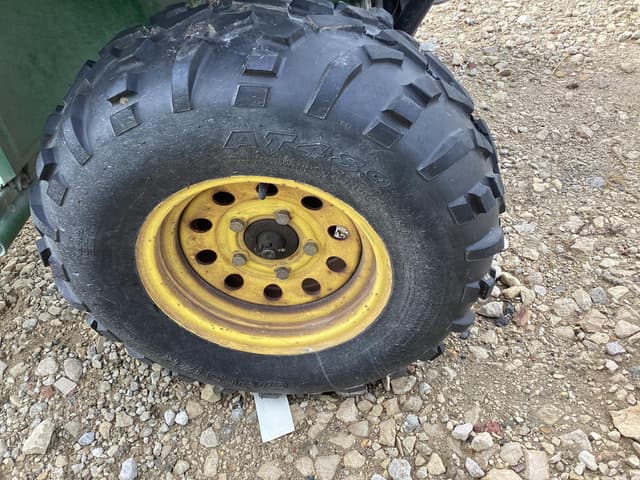 Image of John Deere Gator XUV 620i equipment image 3