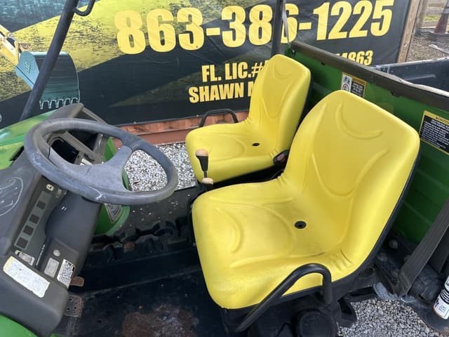 Image of John Deere Gator XUV 620i equipment image 4