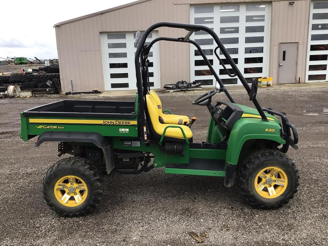 Image of John Deere Gator XUV 620i Primary image