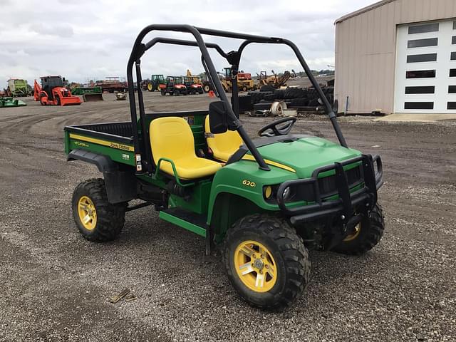 Image of John Deere Gator XUV 620i equipment image 4