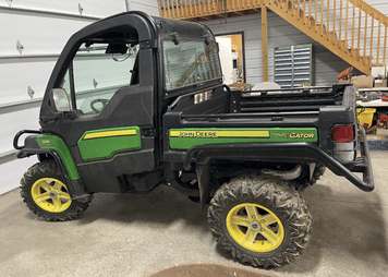 Main image John Deere Gator XUV 825i