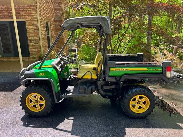 Image of John Deere Gator XUV 825i equipment image 1