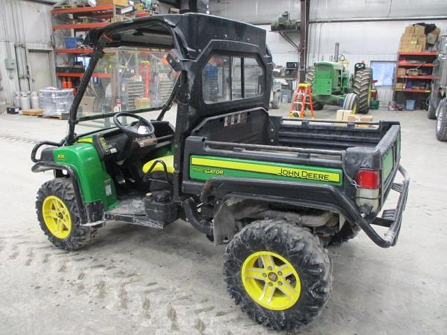 Image of John Deere Gator XUV 825i equipment image 4