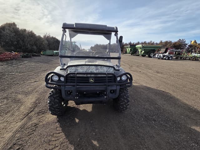 Image of John Deere Gator XUV 825i equipment image 1