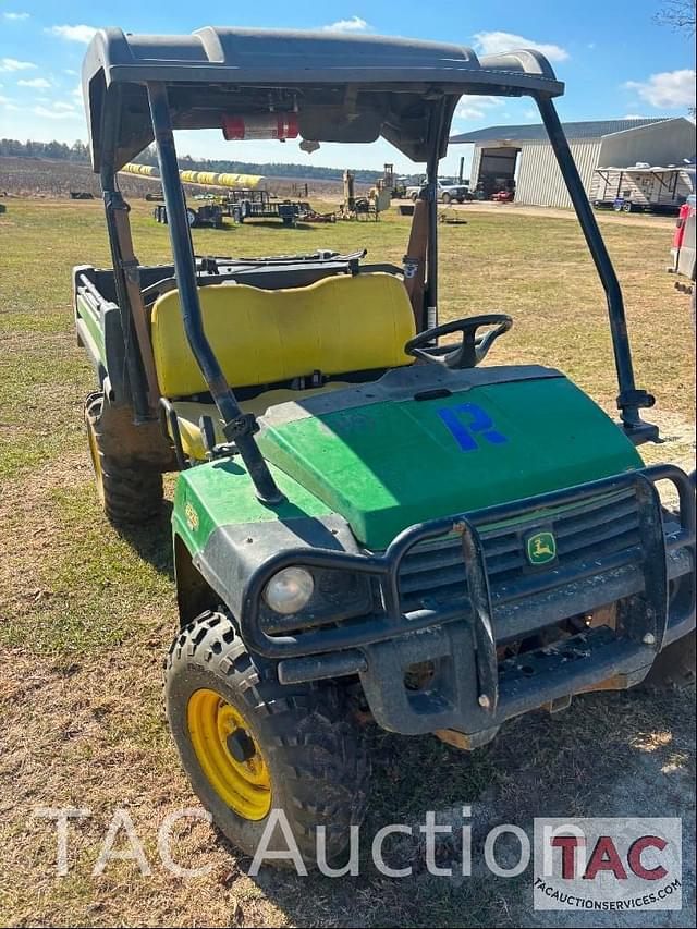 Image of John Deere Gator XUV 825i equipment image 1