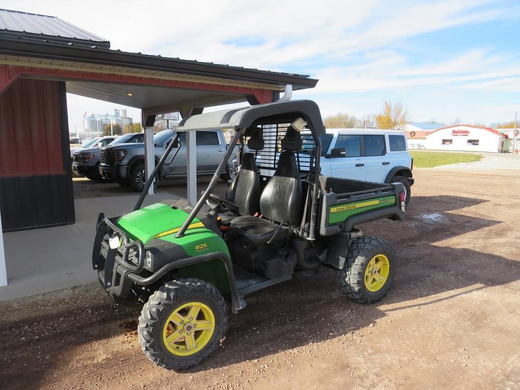 Image of John Deere Gator XUV 825i Primary image