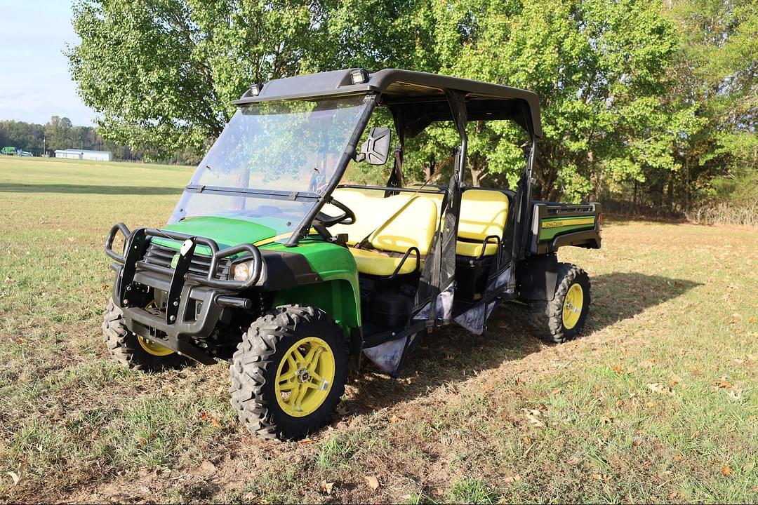 Image of John Deere XUV 825M S4 Primary image