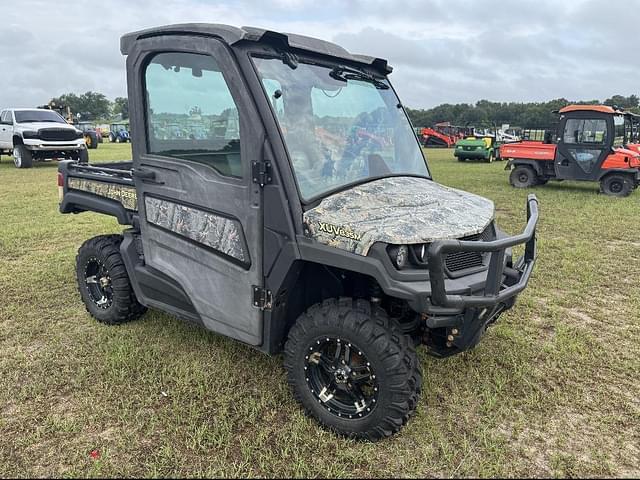 Image of John Deere XUV 835M equipment image 4