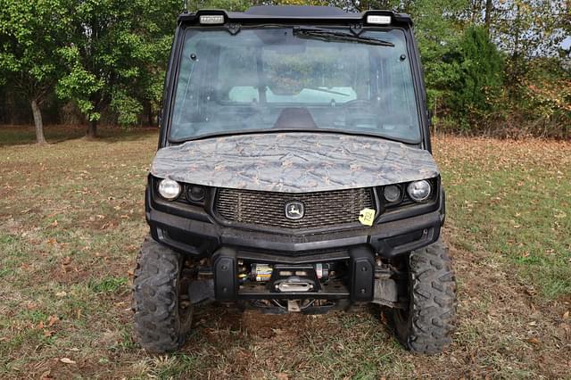 Image of John Deere XUV 835M equipment image 1