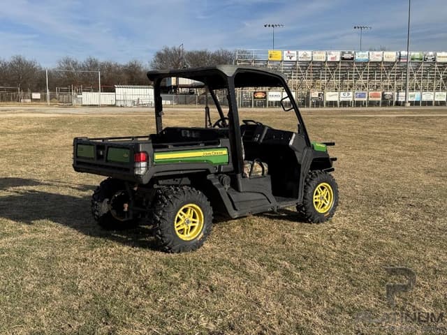 Image of John Deere XUV 865M equipment image 1