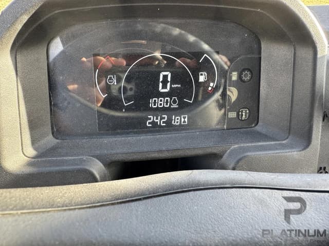 Image of John Deere XUV 865M equipment image 4