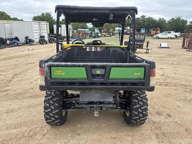Image of John Deere XUV 835M equipment image 3