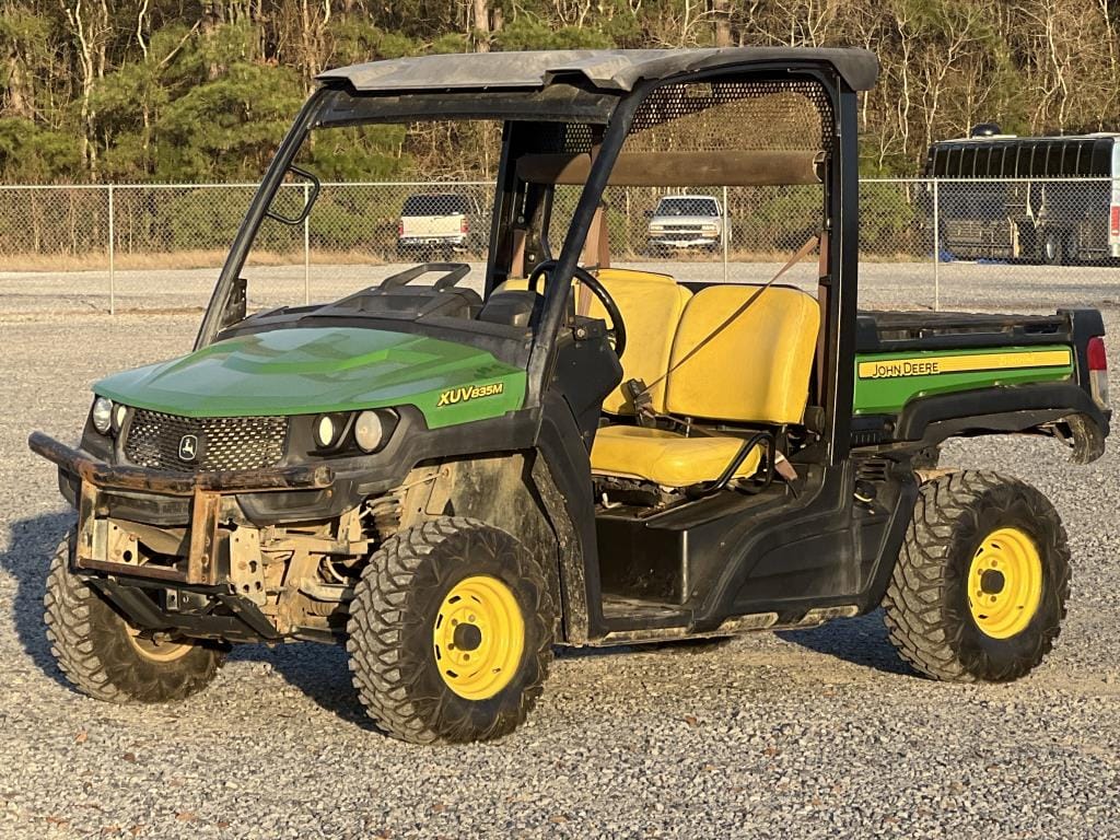 Main image John Deere XUV 835M