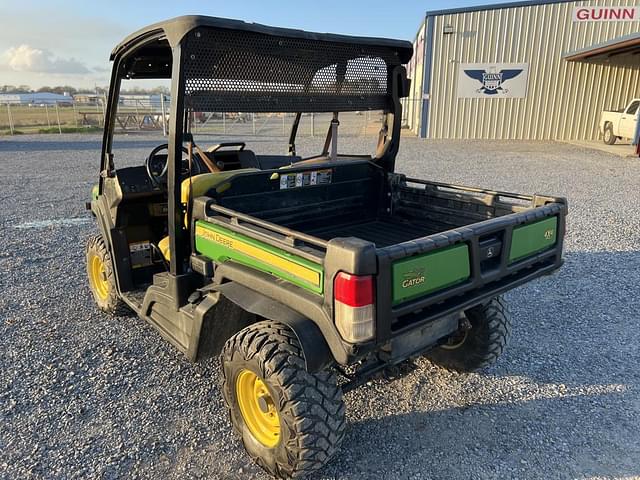 Image of John Deere XUV 835M equipment image 2