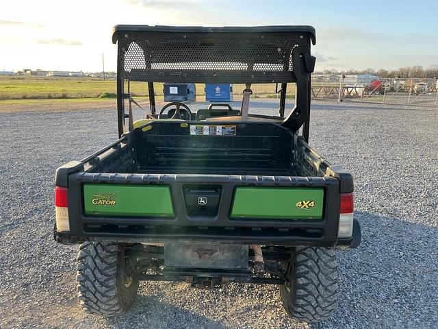 Image of John Deere XUV 835M equipment image 3