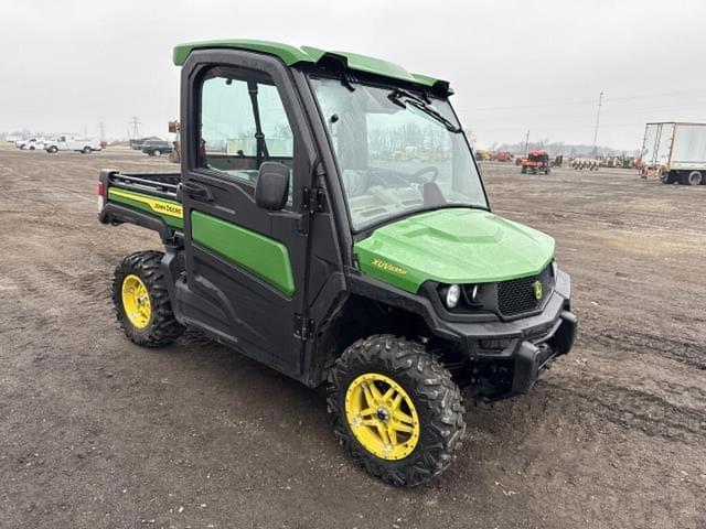 Image of John Deere XUV 835R equipment image 4