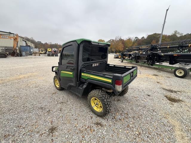 Image of John Deere XUV 835R equipment image 2