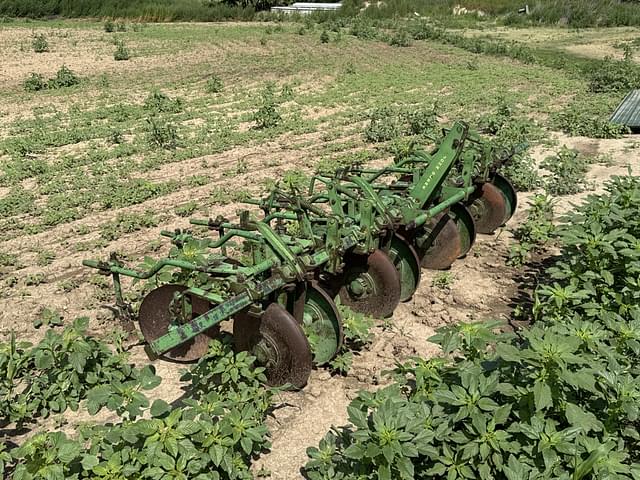 Image of John Deere Undetermined equipment image 1