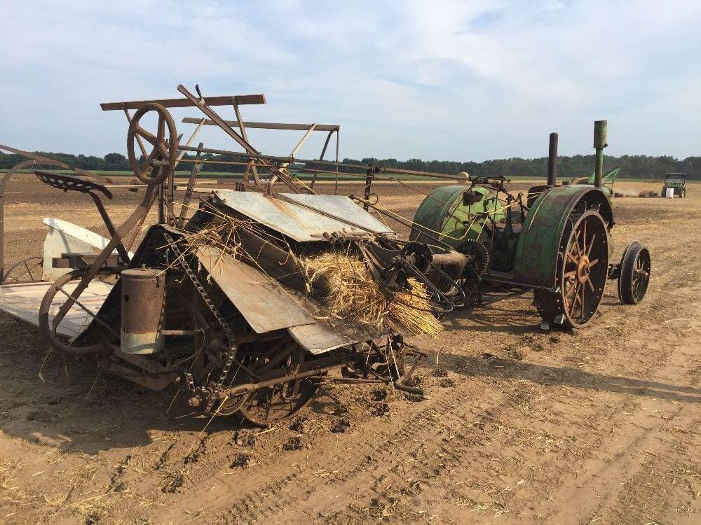 Main image John Deere Undetermined