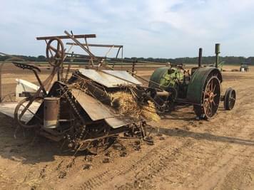 Main image John Deere Undetermined