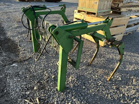 Image of John Deere Grapple equipment image 3
